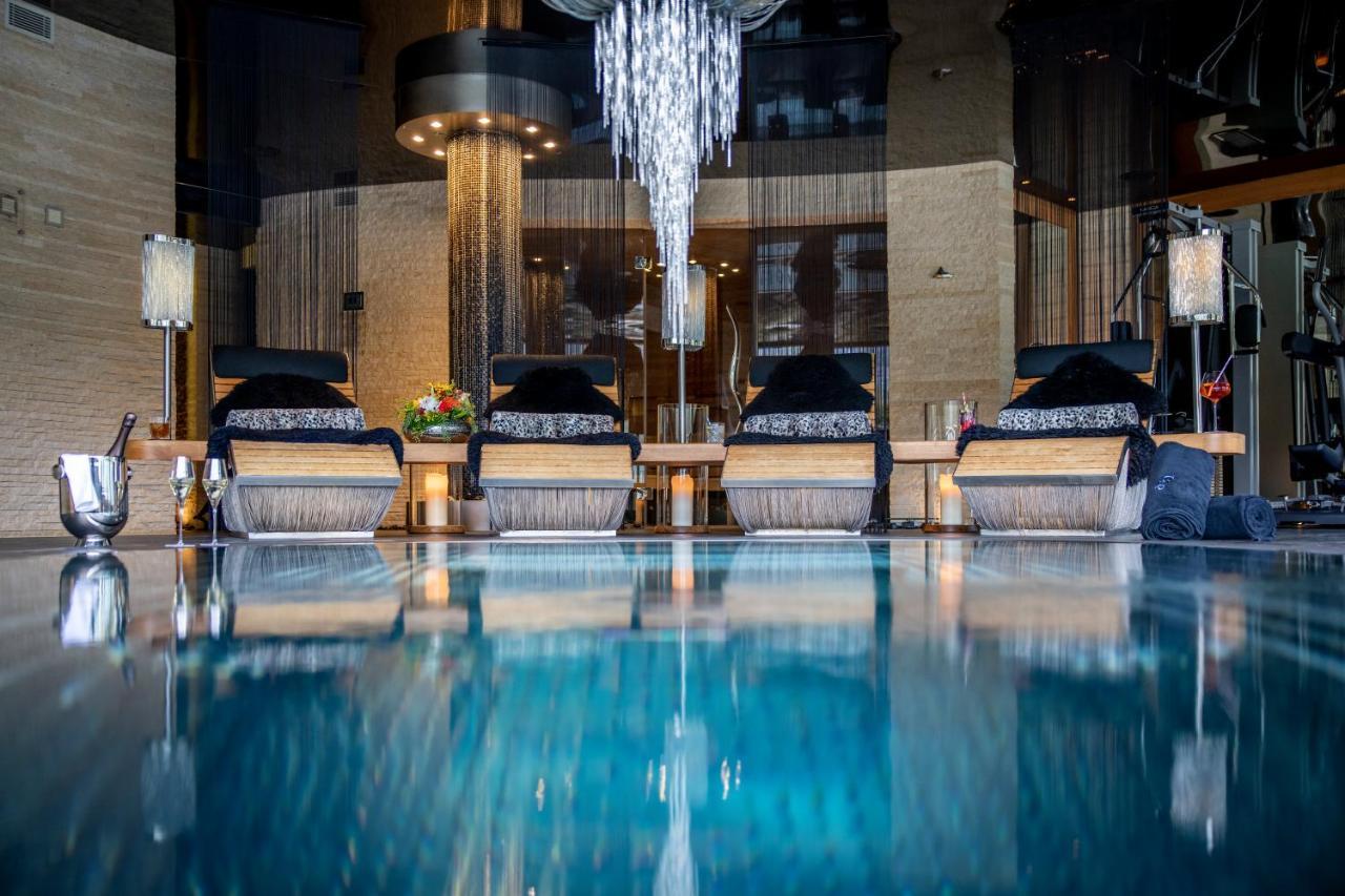 Chalet Zermatt Peak - Your Own Private Luxury Chalet - Includes Professional Staff And Catering - Voted World'S Best Chalet Exterior photo